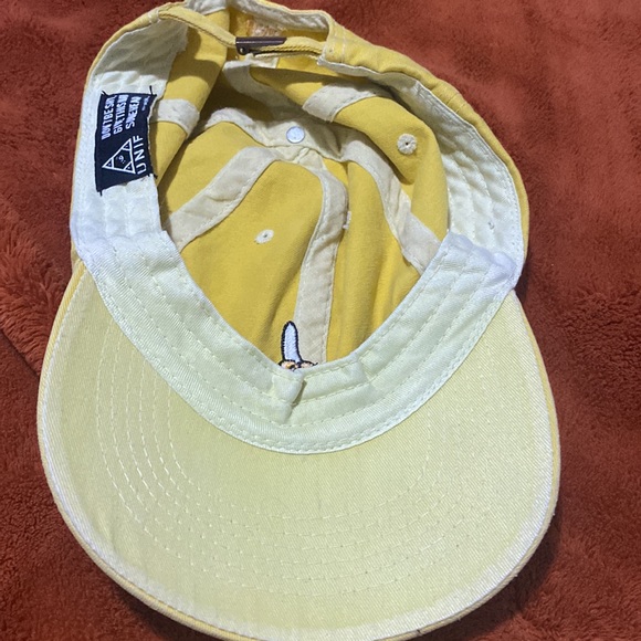 Unif Banana Fruit Hat - Picture 3 of 3